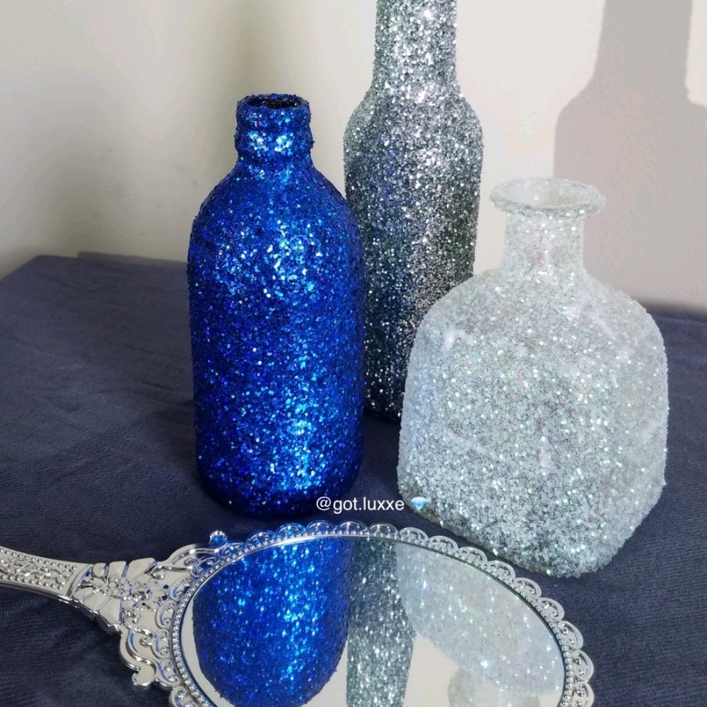 Hand-crafted Vases - Picture 3 of 5